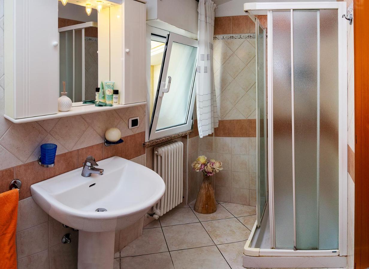 리치오네 Residenza Raggio 아파트 외부 사진